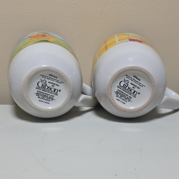 Gibson Disney Winnie The Pooh Mug Set of Two - Picture 4 of 5